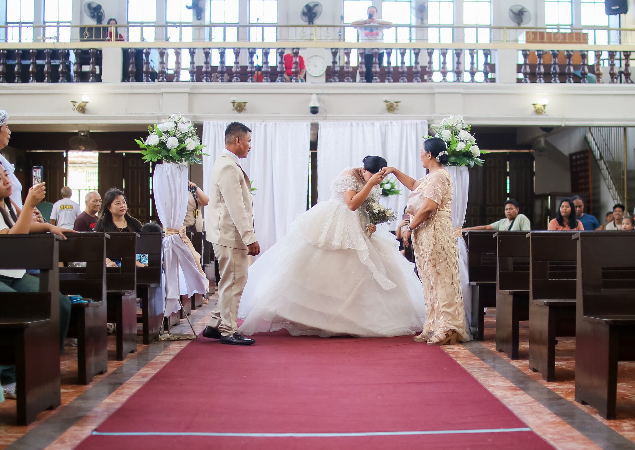 Bride walking down the aisle — Da Photography